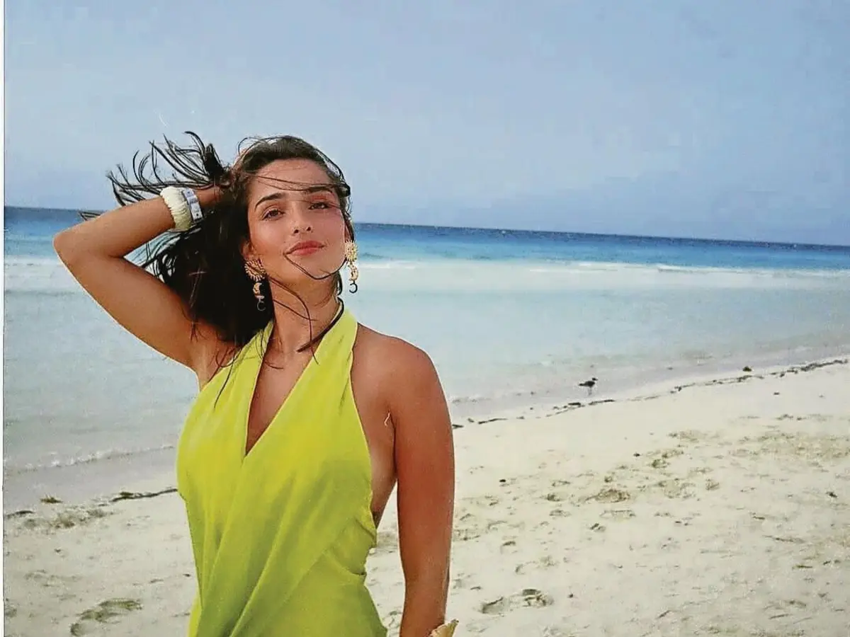 Ângela Costa viajou para Cayo Santa Maria após a separação do cantor Miguel Coimbra