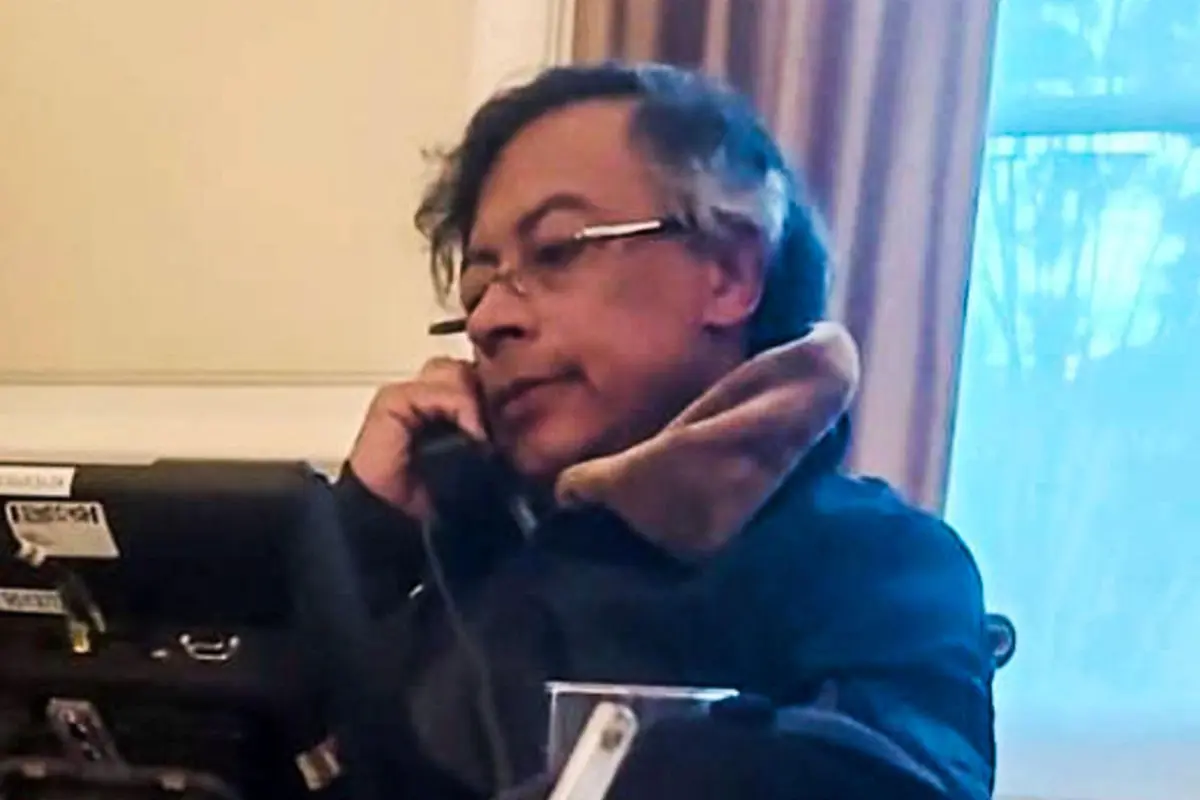 Gustavo Petro falou com Donald Trump ao telefone