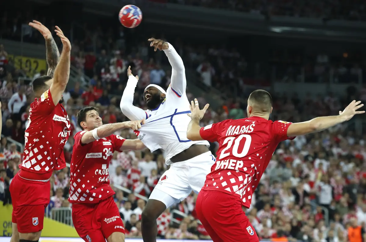 A Croácia é a primeira finalista do Mundial de andebol