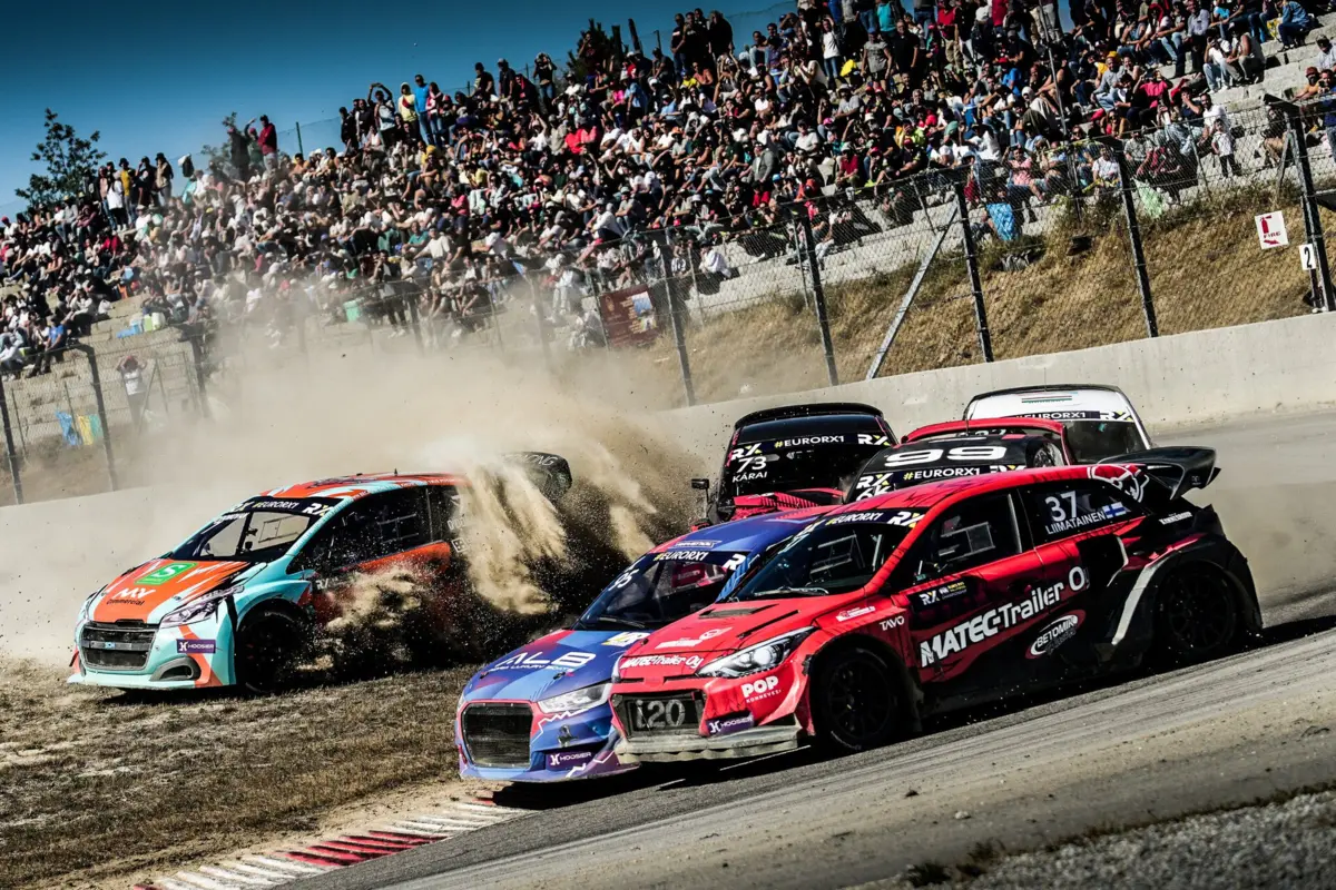 Kevin Hansen venceu a final da segunda das duas corridas do Mundial de ralicrosse, em Montalegre
