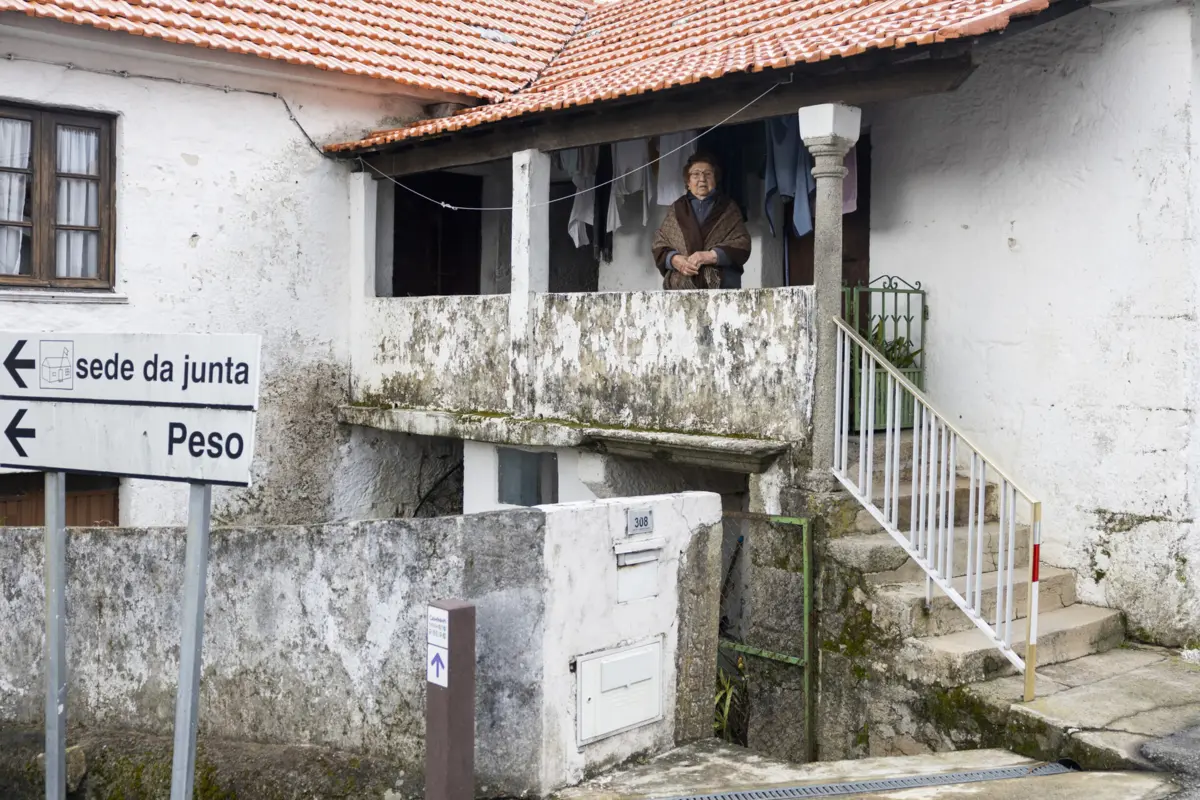 Alexandrina Brás lamenta a tendência para o desaparecimento da sua aldeia