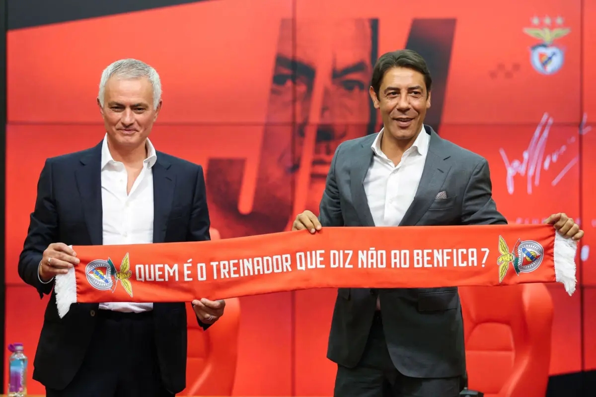 José Mourinho é o novo treinador do Benfica