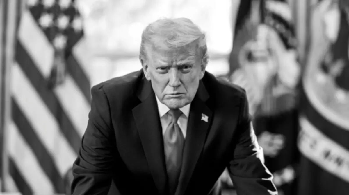 Imagem de contexto do artigo Galeria em Washington troca imagem de Trump e limita legenda