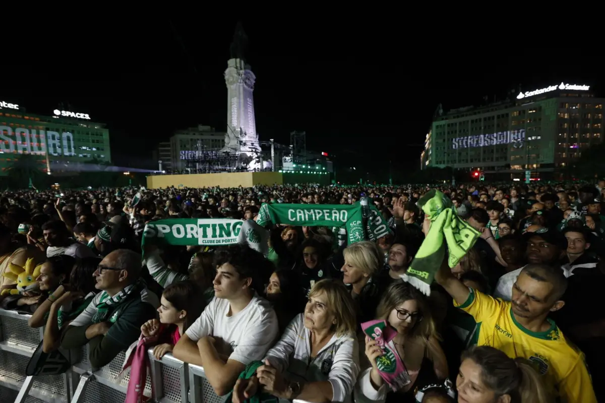 Imagem de contexto do artigo Milhares de adeptos celebram conquista do Sporting no Marquês