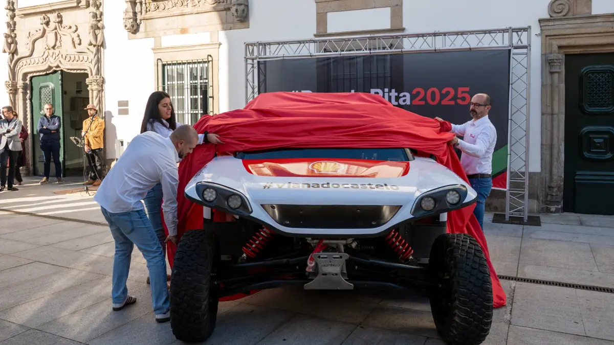 Renato Pita deu a conhecer o seu novo carro, um Zephyr
