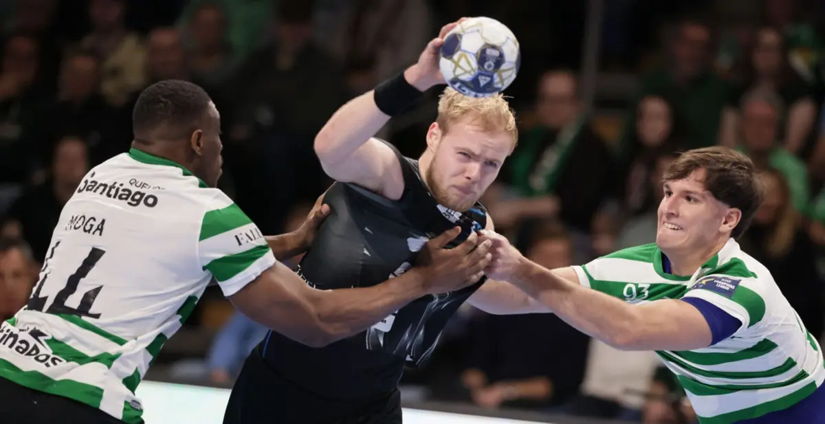 Matthes Langhoff foi sempre um perigo para a defesa do Sporting