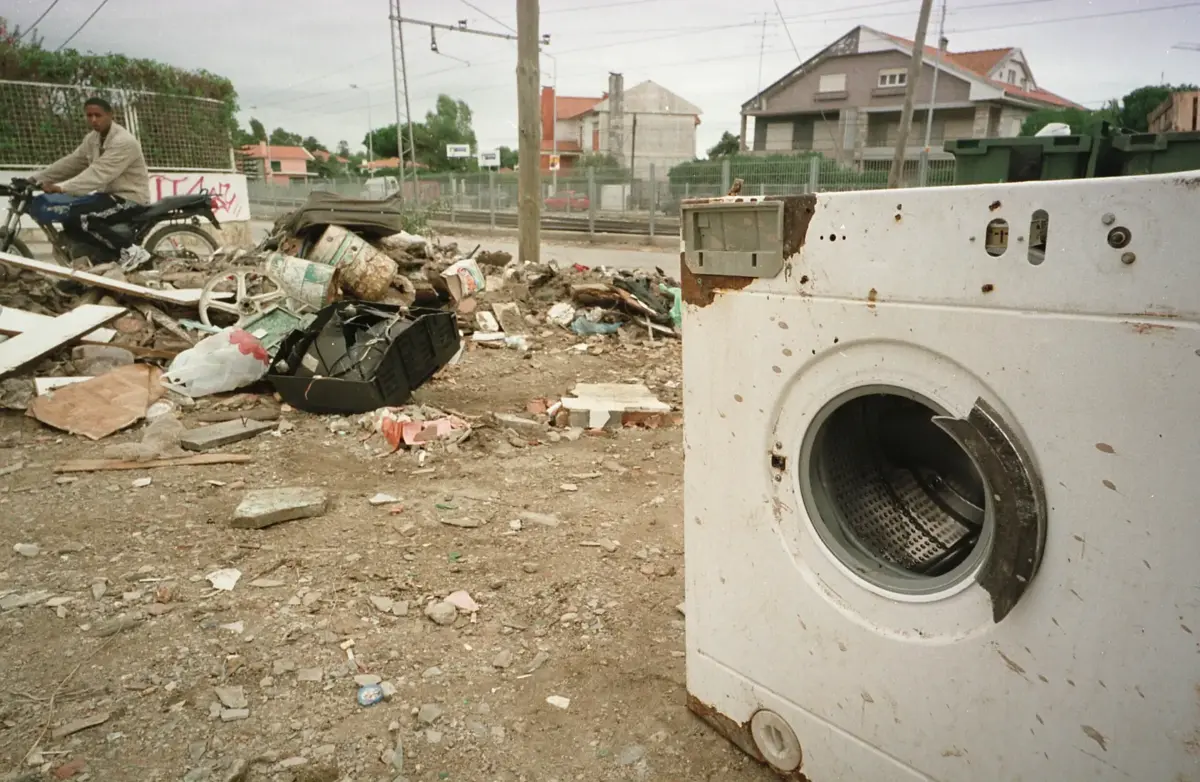 Pretende evitar-se o desperdício de equipamentos elétricos e promover a sua recuperação