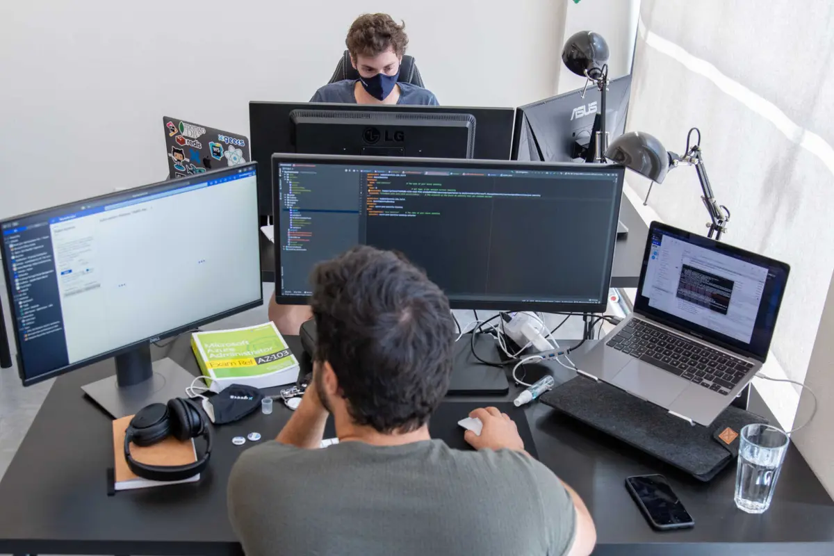 Em 20% das empresas, o dia livre é coordenado à sexta-feira