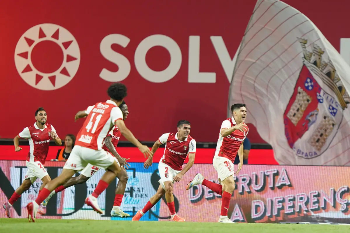 Arsenalistas vão defrontar o Cluj para a terceira pré-eliminatória da Liga Europa