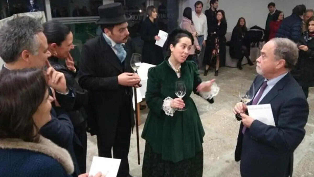 Imagem de contexto do artigo “Virar a mesa do Avesso” na Fundação Eça de Queiroz