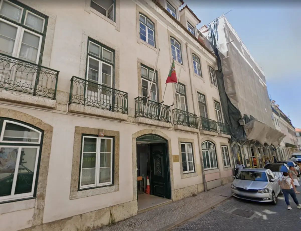 Suspeito confessou o crime mas disse que não sabia que o edifício que assaltou pertencia ao MAI