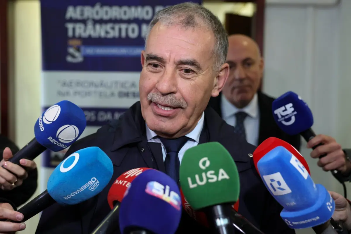 Emídio Sousa, secretário de Estado das Comunidades Portuguesas, acompanhou a chegada dos aviões a Figo Maduro