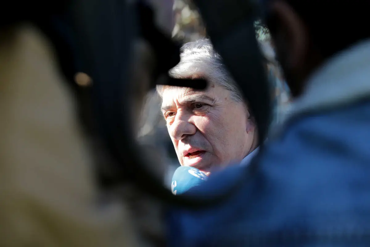 José Sócrates disse ainda que em tribunal vai também depor a favor de Manuel Pinho