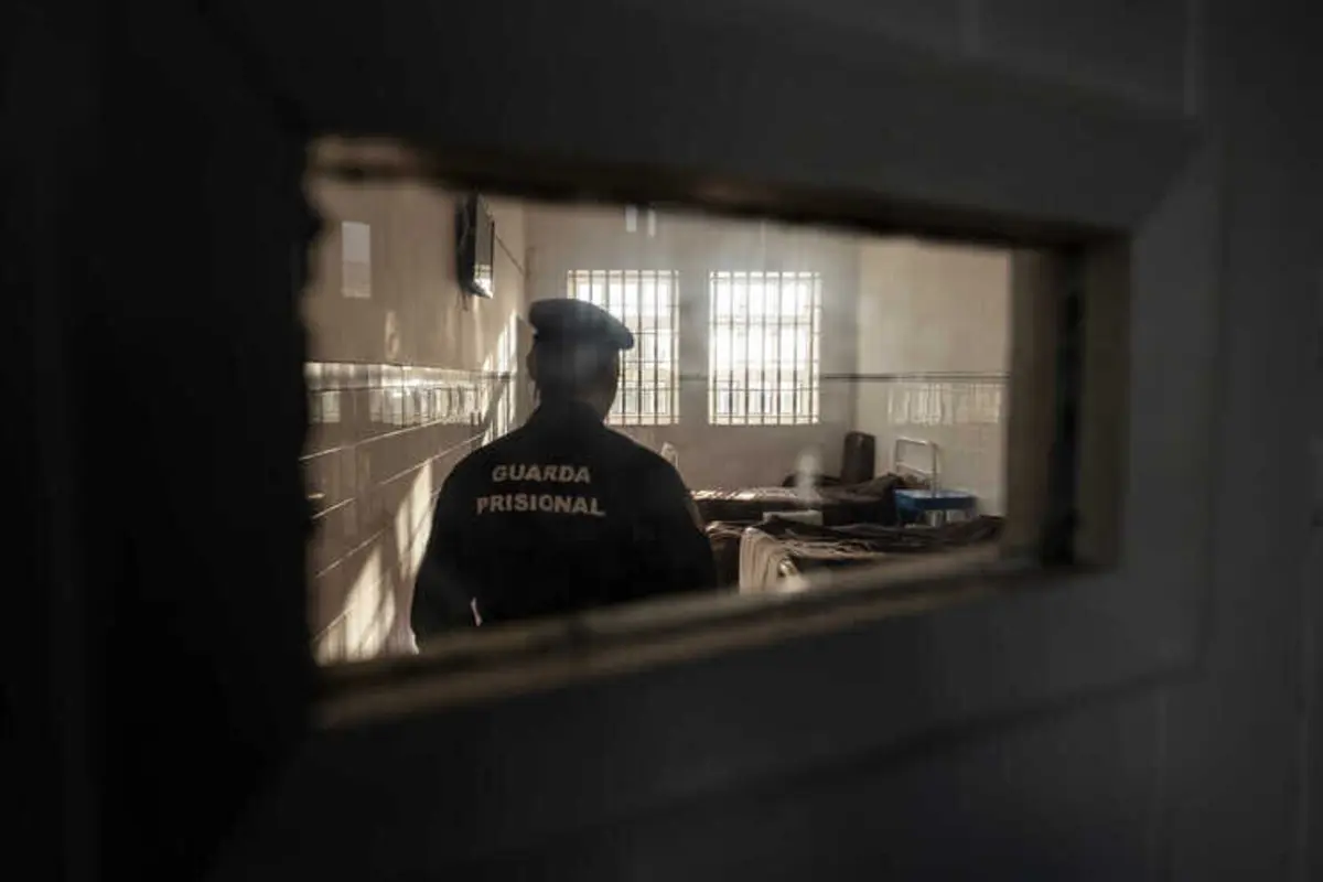 Imagem de contexto do artigo Guardas prisionais iniciaram esta segunda-feira greve de três dias