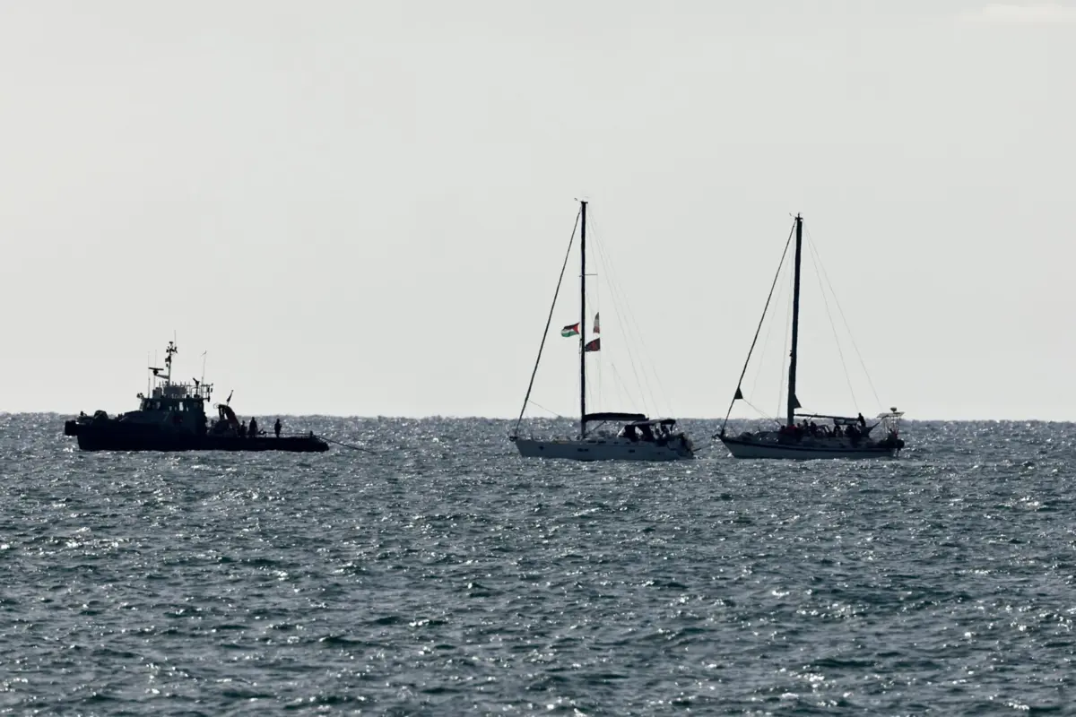 A Flotilha da Liberdade espera chegar entre quarta e quinta-feira à zona de risco, onde a Flotilha Global Sumud foi intercetada na semana passada