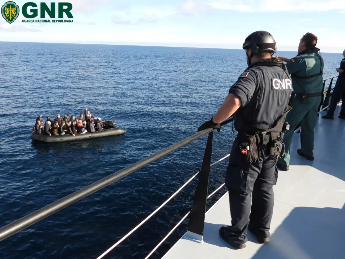Imagem de contexto do artigo GNR interceta duas embarcações com 39 migrantes a bordo ao largo de Espanha