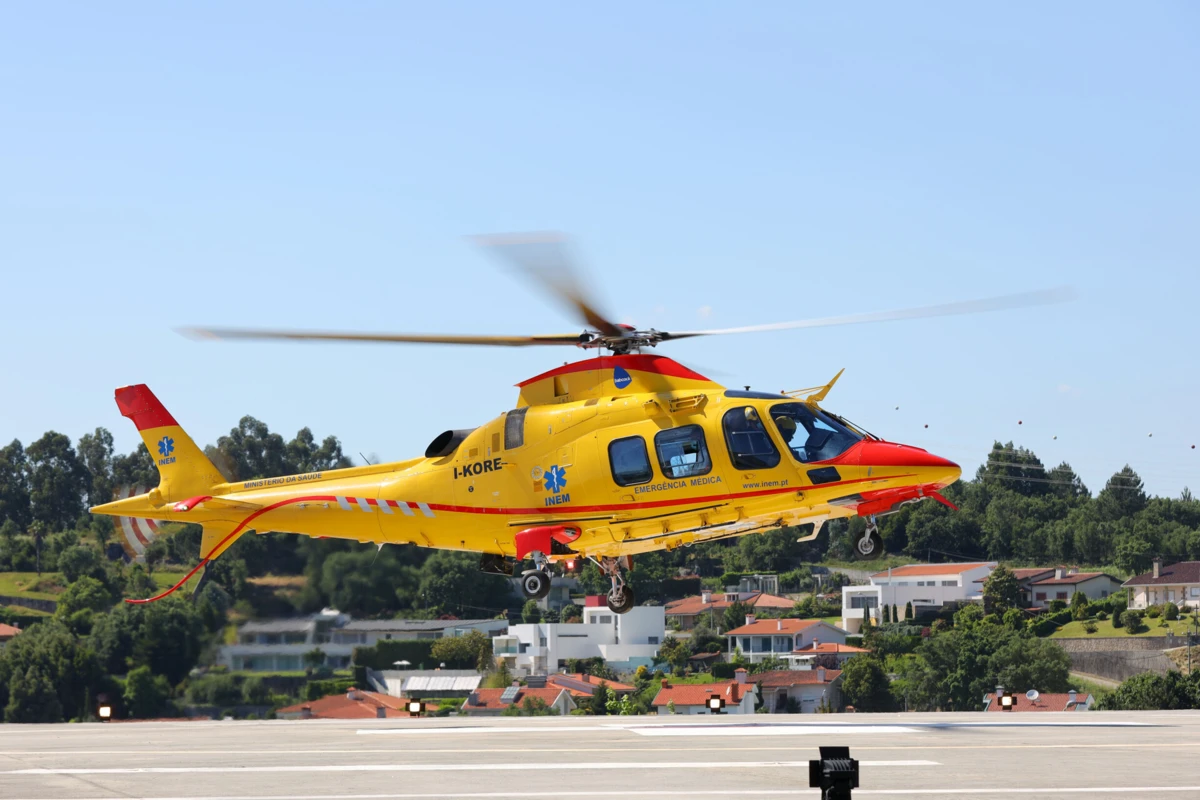 País é servido por quatro helicópteros de emergência médica, mas atualmente há dois (Viseu e Évora) que só voam de dia