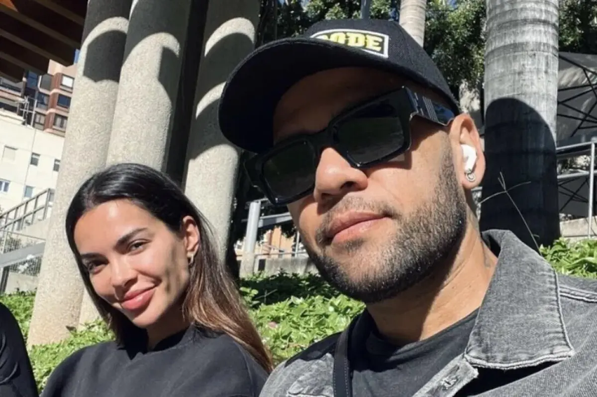 Joana Sanz e Dani Alves trocaram alianças em 2017