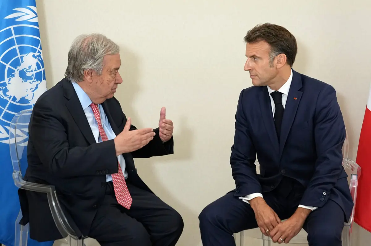 António Guterres, secretário-geral da ONU, e o presidente francês, Emmanuel Maccron