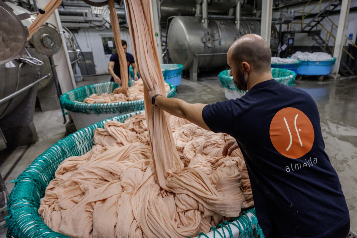 Objetivo do setor têxtil é atingir a neutralidade carbónica até 2050