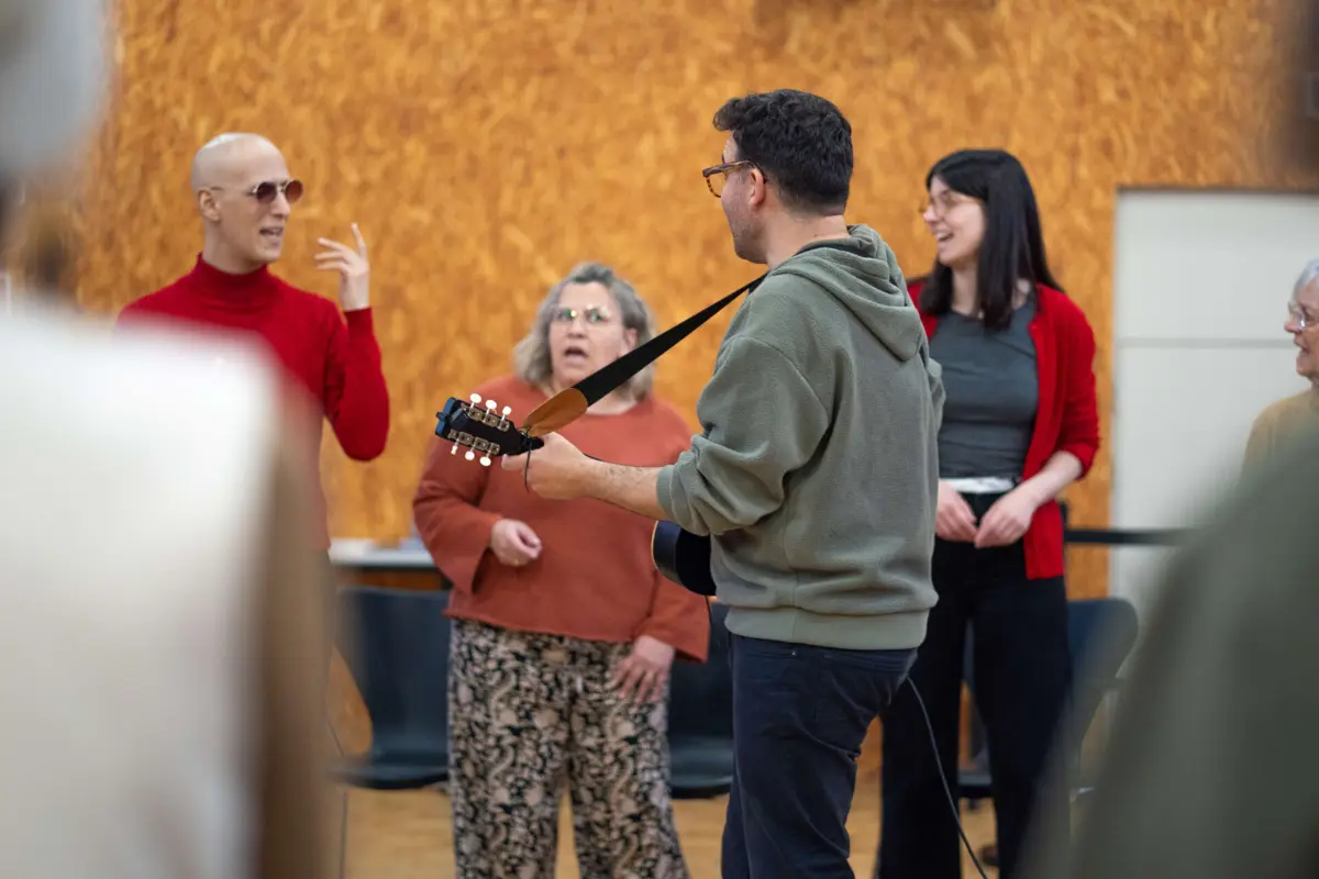 Boa disposição em mais um ensaio do Coro de Doentes e Amigos Oncológicos