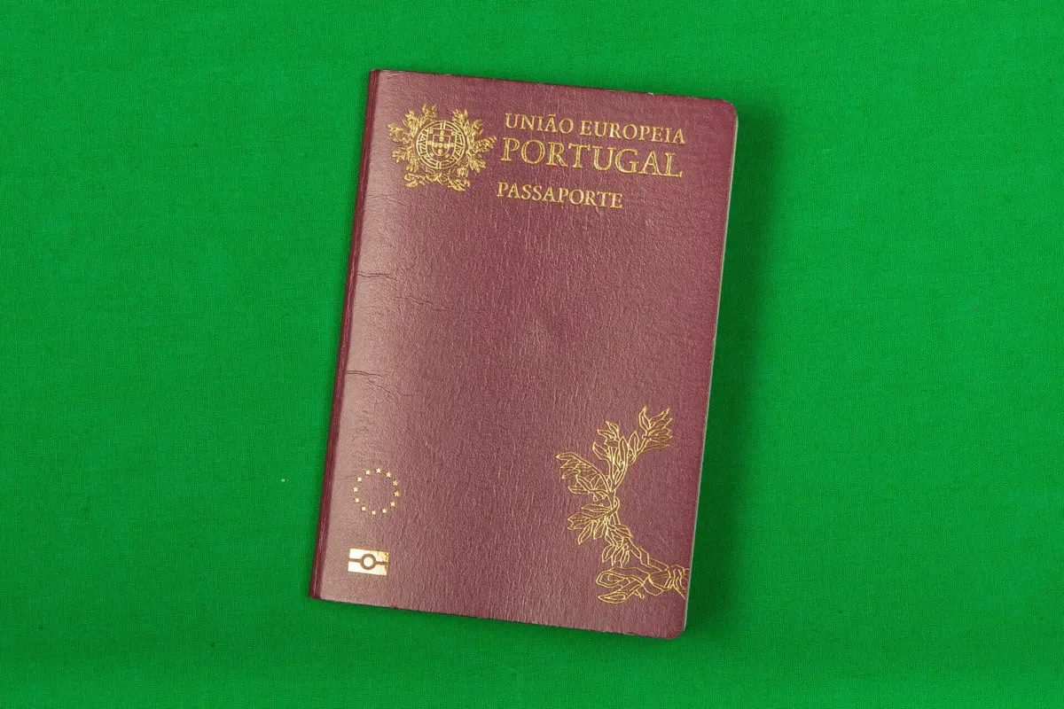 Imagem de contexto do artigo Passaportes e renovação de autorizações de residência no IRN