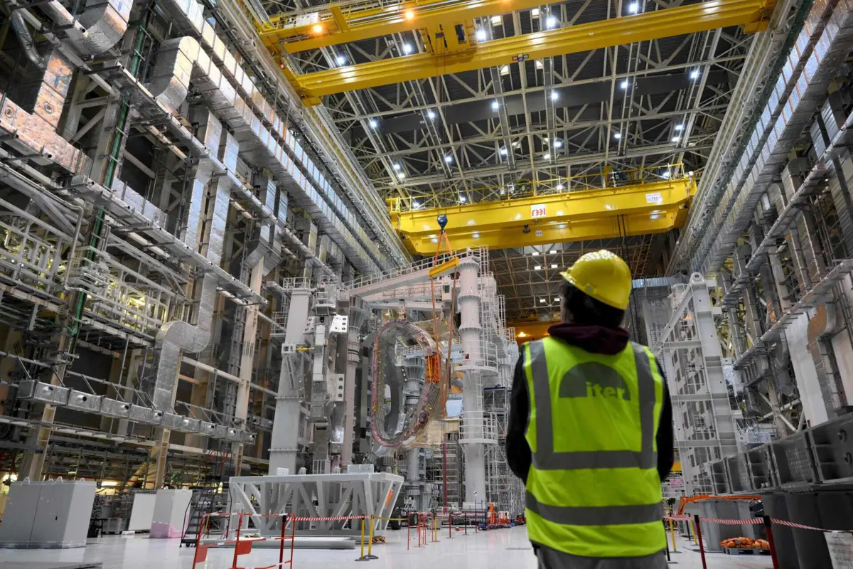Projeto do ITER visa construir um reator experimentar de fusão nuclear no sul de França