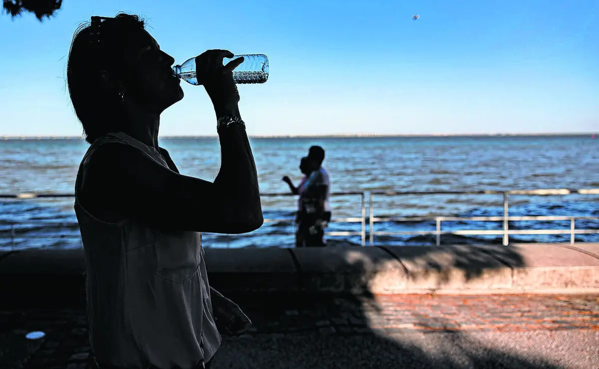 Temperaturas aumentarão até ao final do século muito acima dos 1,5 graus estabelecidos pelo Acordo de Paris