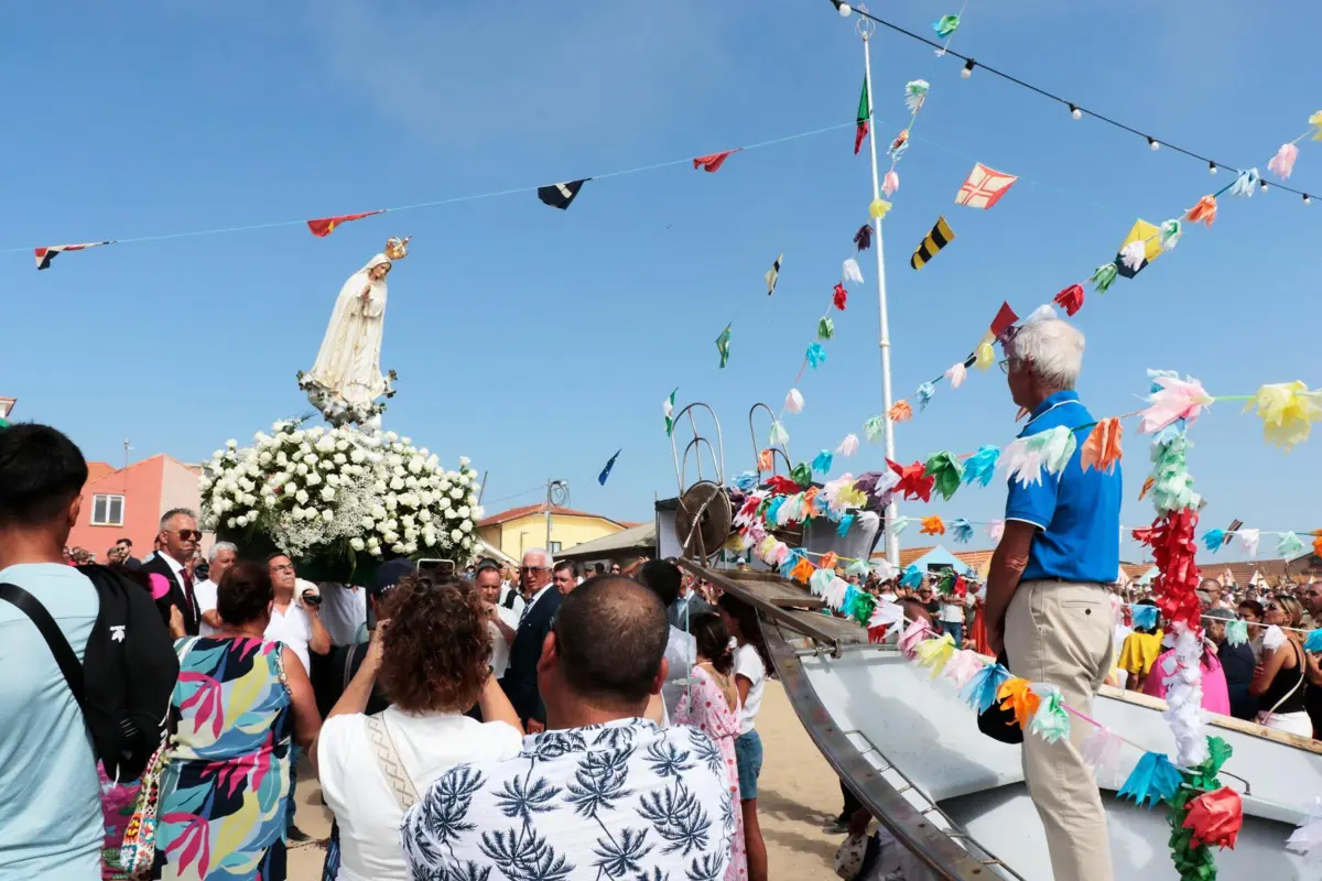 Neste domingo, a população voltou a mostrar que a procissão com as imagens que fazem a festa há mais de 80 anos é ponto de honra