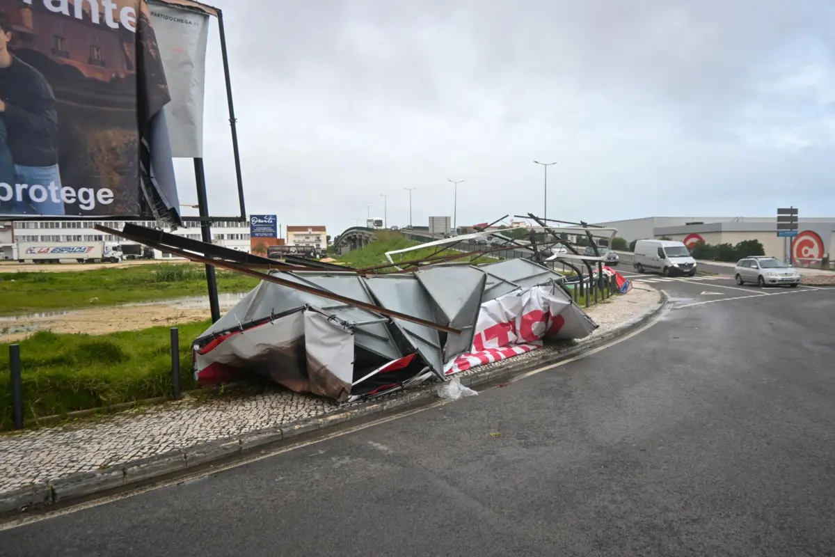 Até às 8 horas, registaram-se cerca de 1500 ocorrências