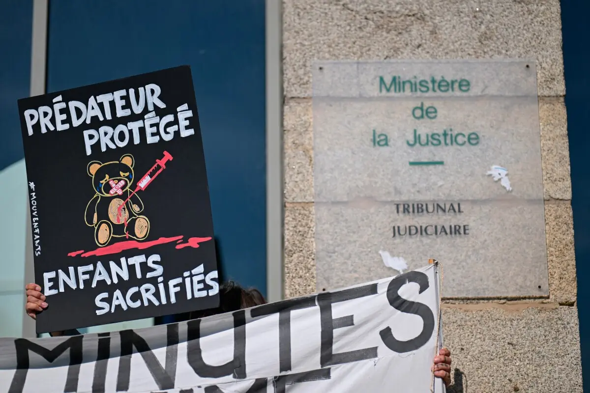 Hoje foram ouvidas as alegações finais antes do veredito, marcado para 28 de maio