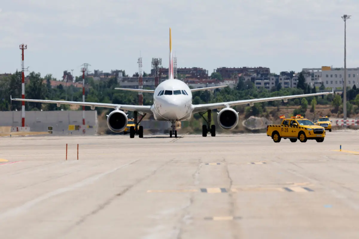 Imagem de contexto do artigo Aviões em terra, bancos a meio gás e comunicações afetadas após falha informática mundial