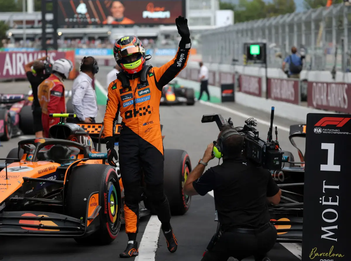 Oscar Piastri lidera o mundial de F1