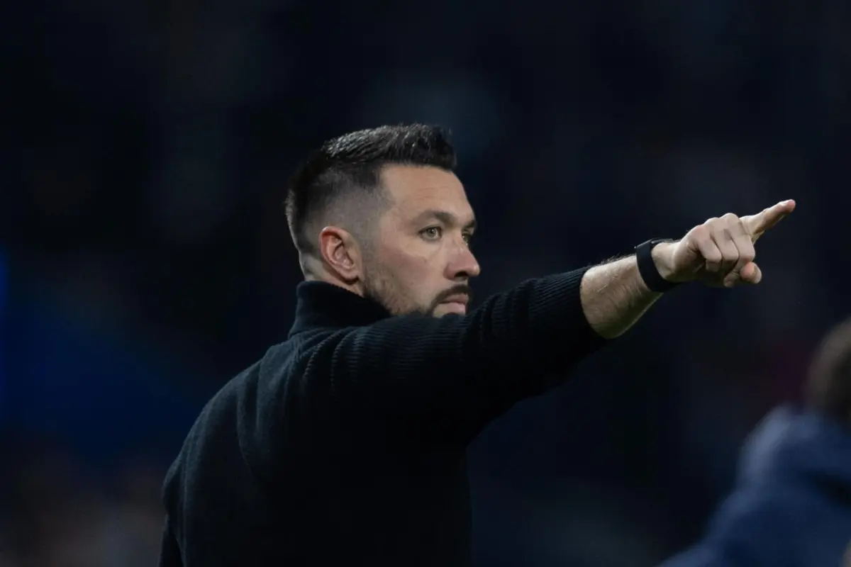 O treinador do F. C. Porto, Francesco Farioli