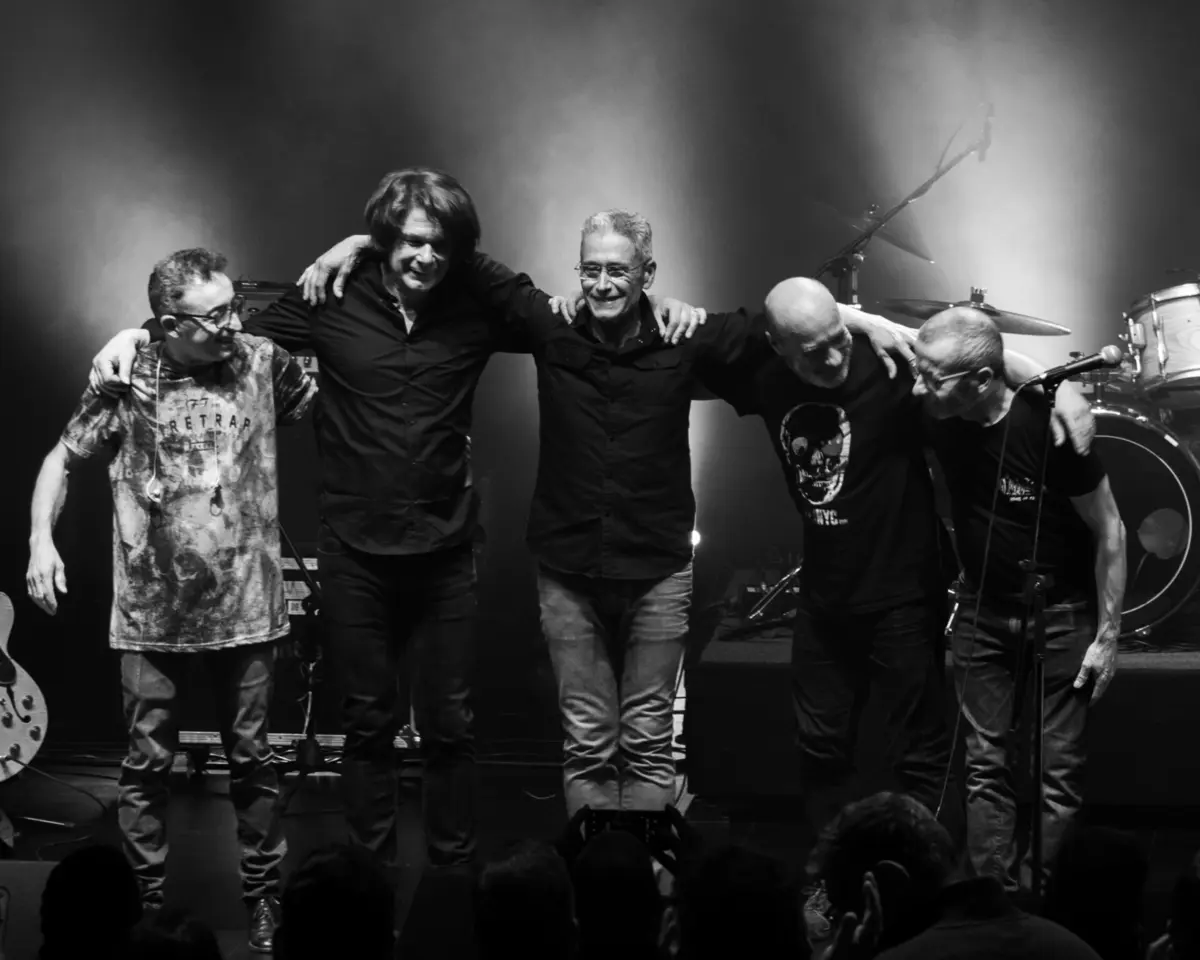 Ecos da Cave, versão contemporânea, 60 anos de média de idades: José Costa, Alfredo, Chico Zé, Carlos e Armindo