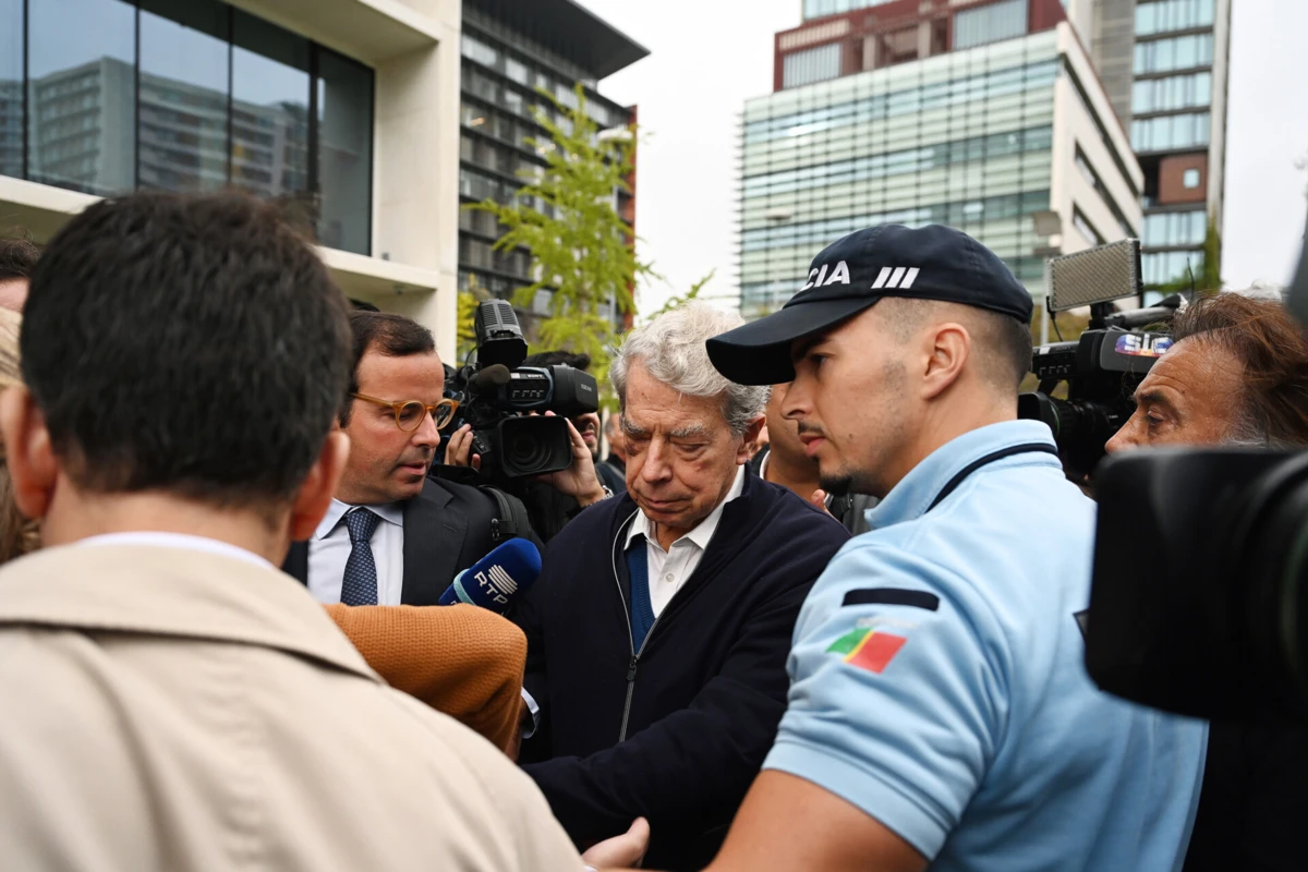 Imagem de contexto do artigo Salgado pediu a Ricciardi para "ser solidário" com a "falsificação de contas"