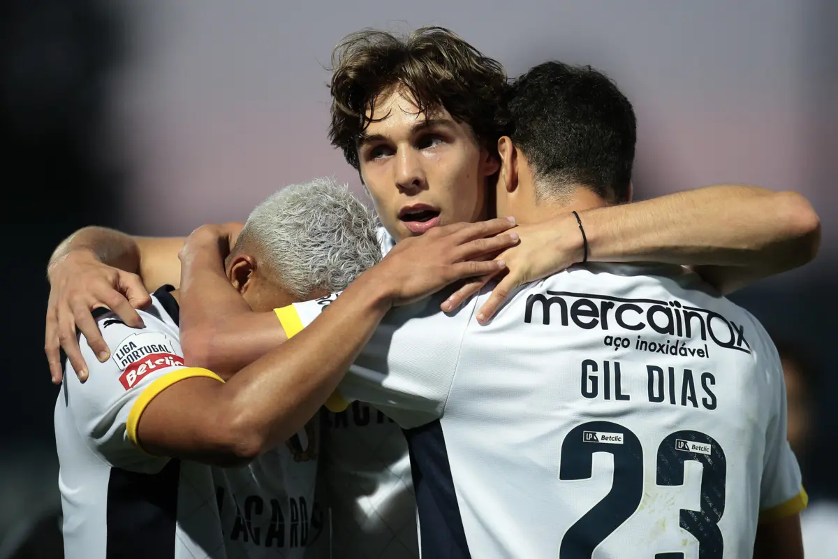 Minhotos terminam campeonato no sétimo lugar