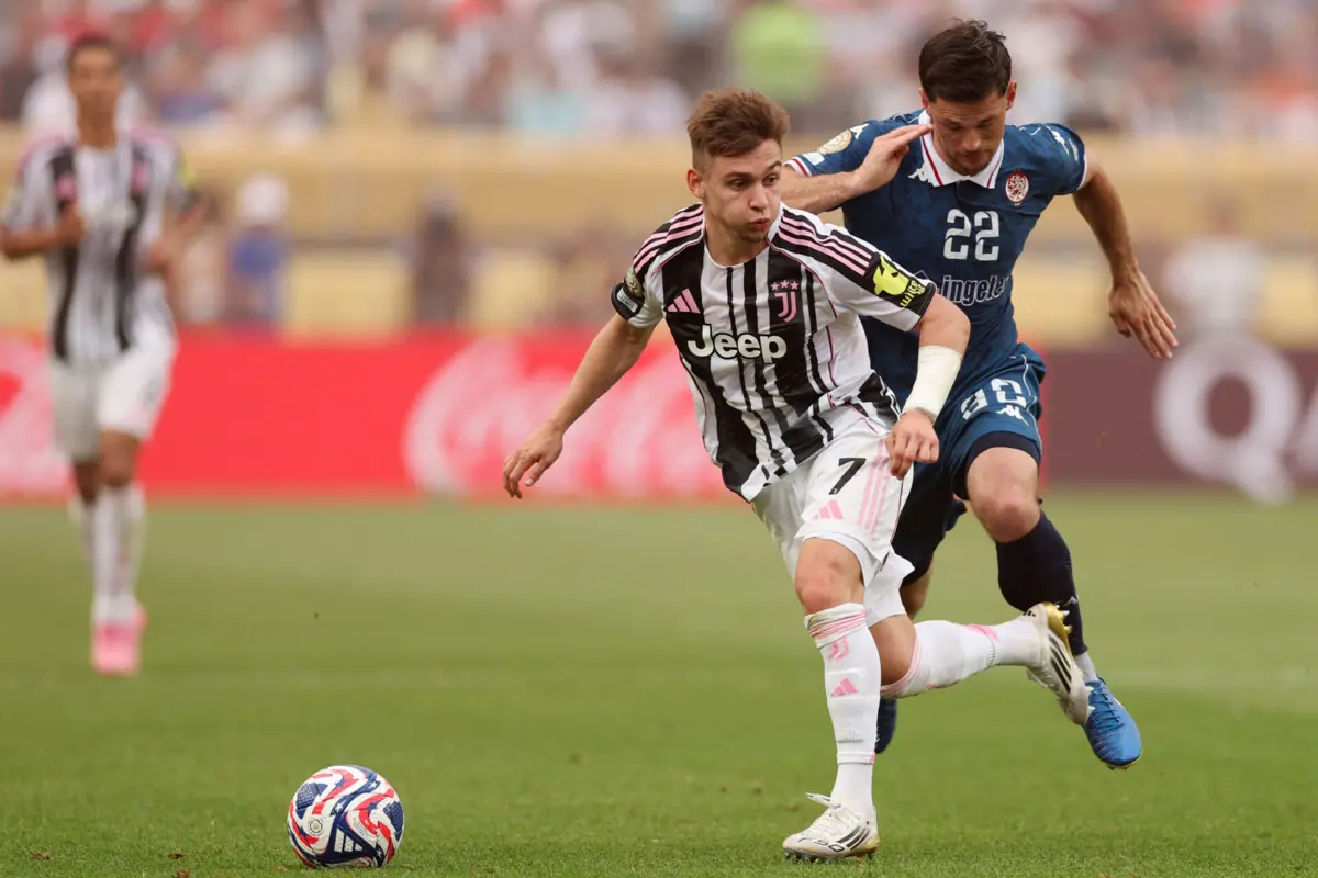 Francisco Conceição fica na Juventus