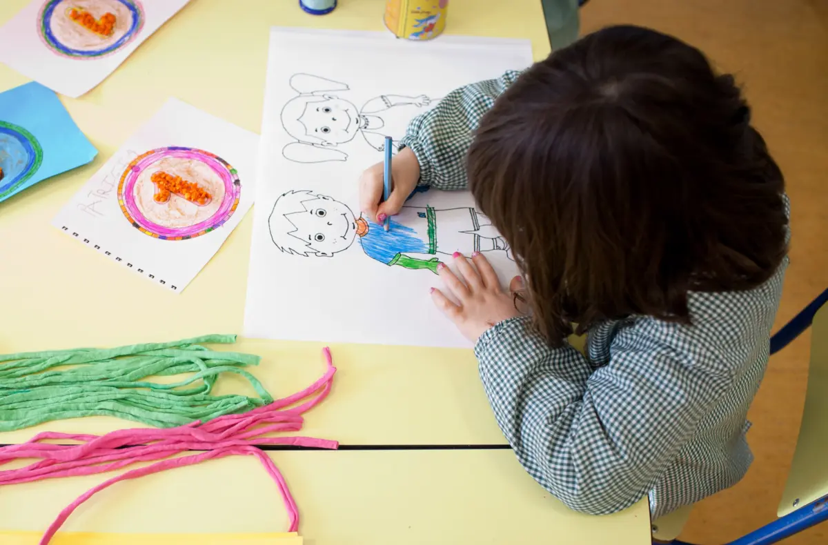 Condenação foi revogada porque arguido agiu dentro dos limites do seu “poder/dever de correção”