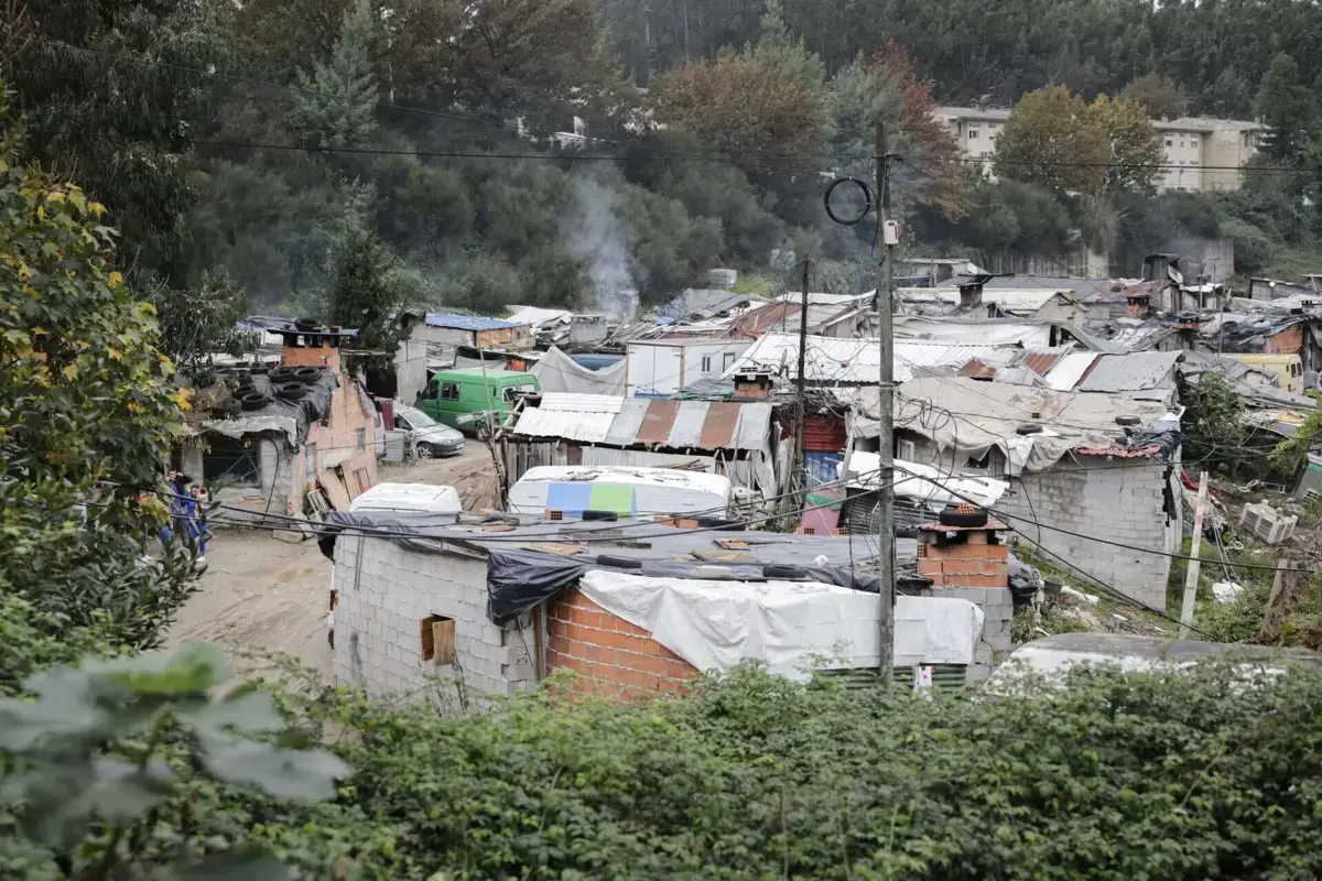 Sobre a privação material severa, Portugal está a par da Roménia no que diz respeito às crianças ciganas com menos de 18 anos, com uma percentagem de 47%, quando a média para as crianças da população geral é de 21%