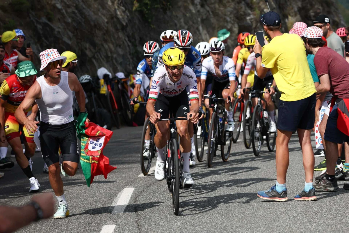 Ciclista português ficou em quarto na Volta a França