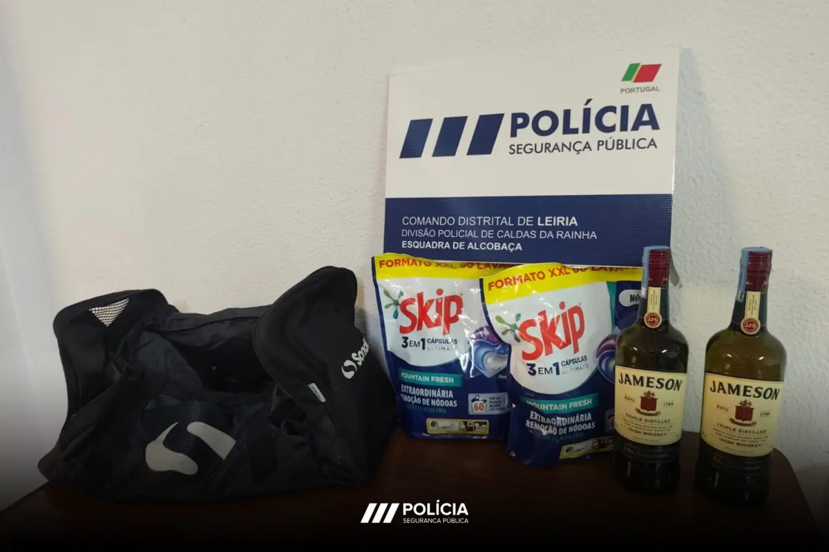 Mulher levava bebidas e produtos de limpeza