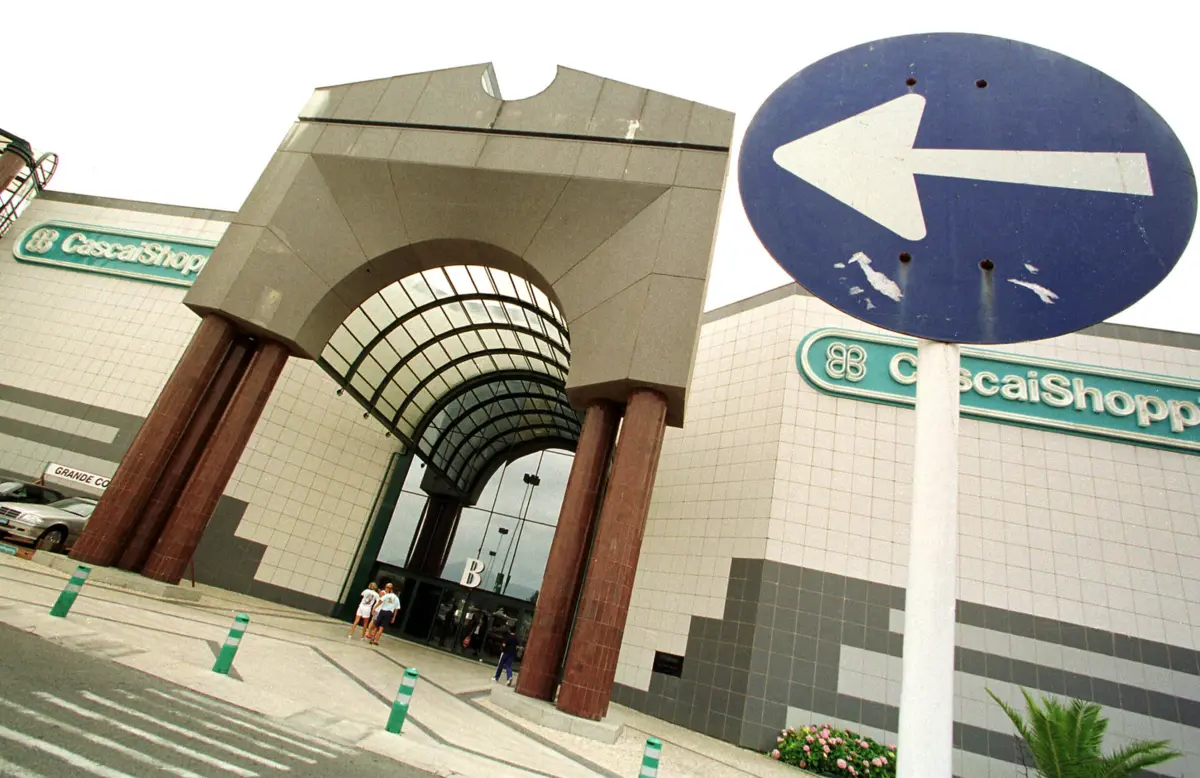 Assalto ocorreu no CascaiShopping, em Alabideche