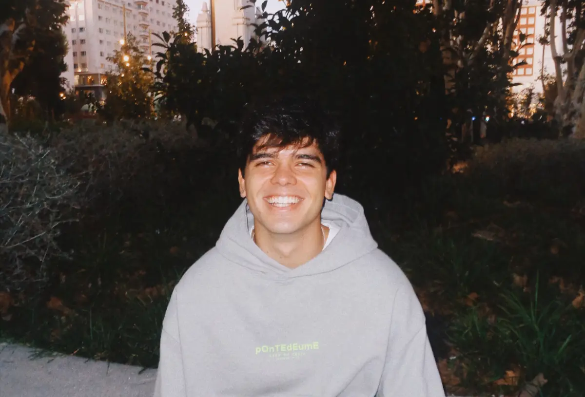 Iñigo Quintero: este jovem talento está a deixar a sua marca na música pop.