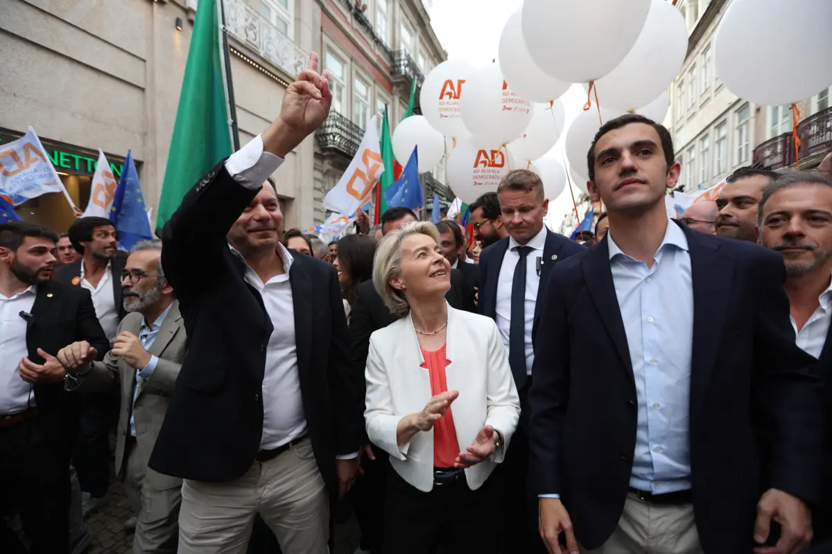 Ursula von der Leyen esteve presente no comício da AD no Porto