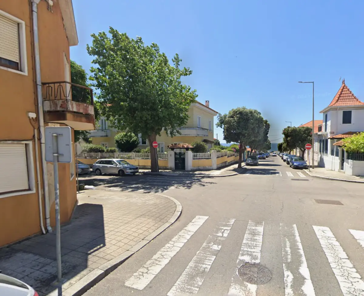 Roubo por esticão na Rua Heróis de África, em Leça da Palmeira, em Matosinhos