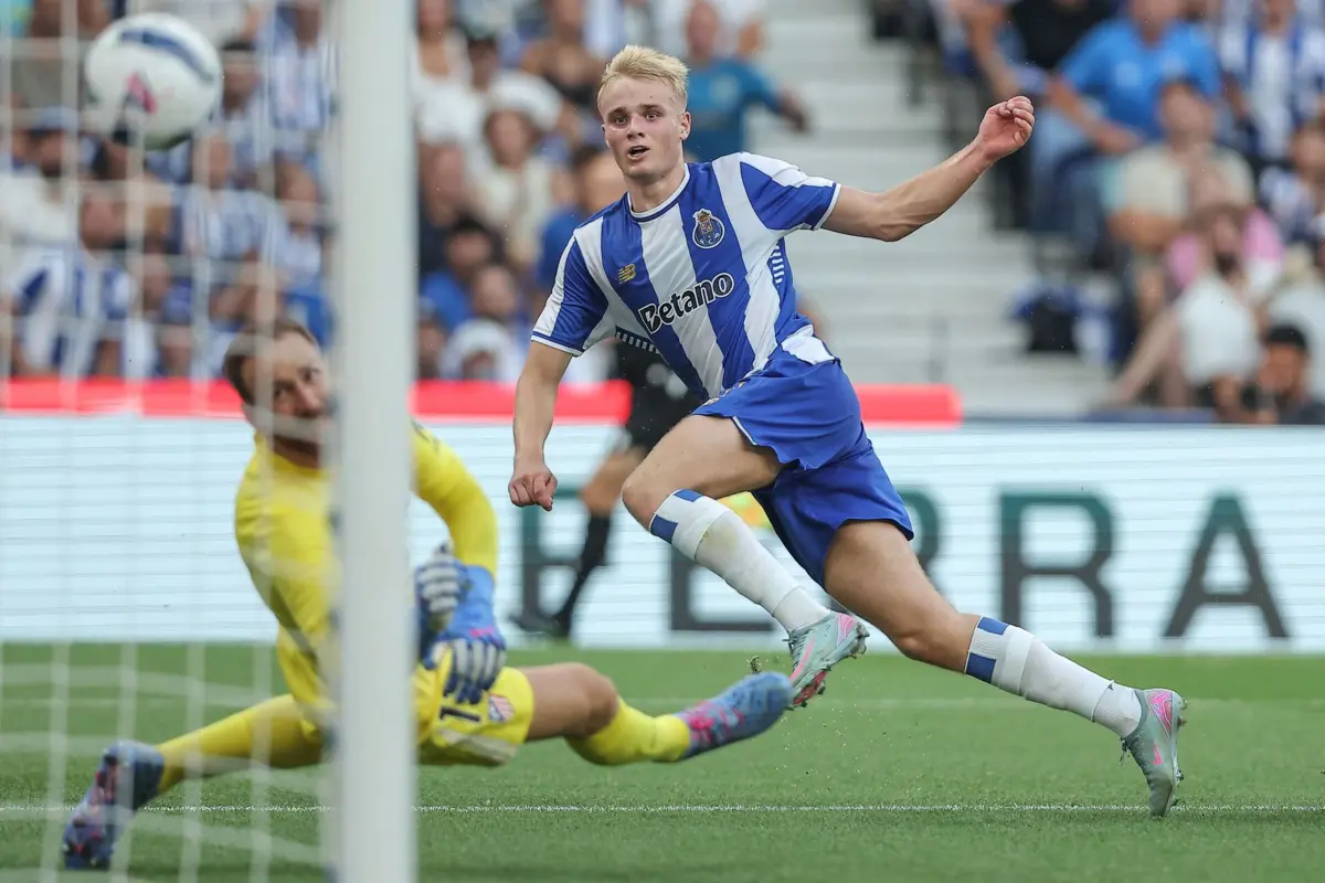 Froholdt inaugurou o marcador