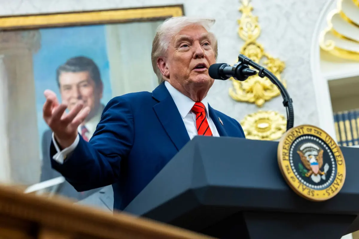 Trump terá ficado surpreendido ao saber que tinha publicado acidentalmente a mensagem na sua conta na rede Truth Social