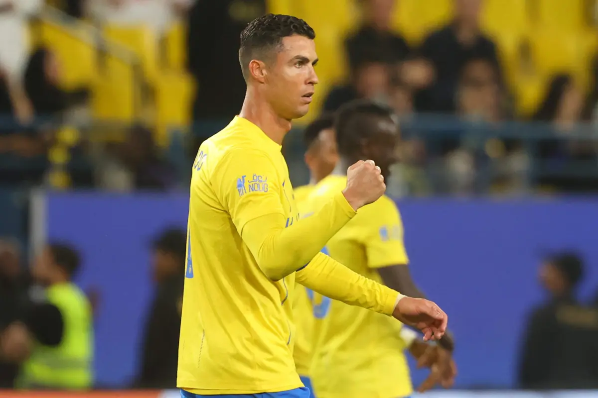 Cristiano Ronaldo marcou dois dos três golos do Al Nassr na meia-final da Taça do Rei saudita