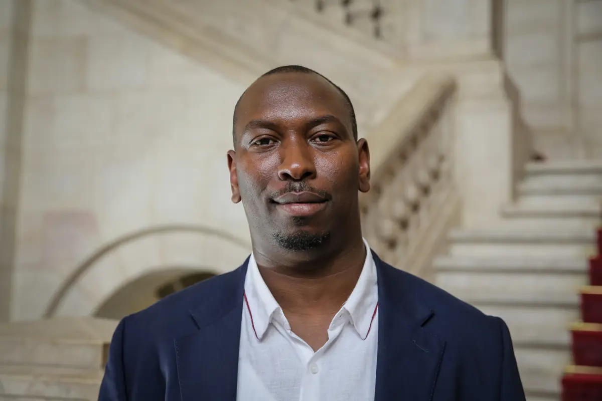 Mamadou Ba, de 49 anos, está acusado de um crime de difamação